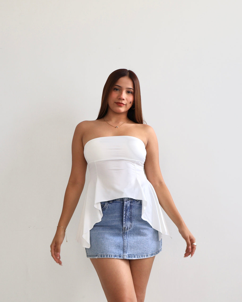 Top adali
