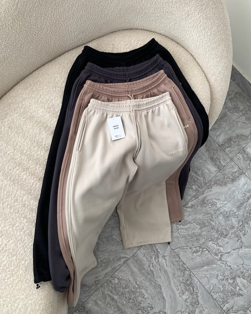 JOGGER COMFY PANTALÓN